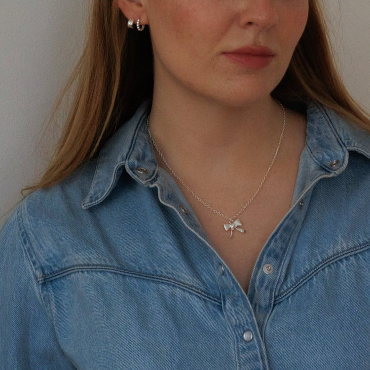 Darling Large Bow Necklace