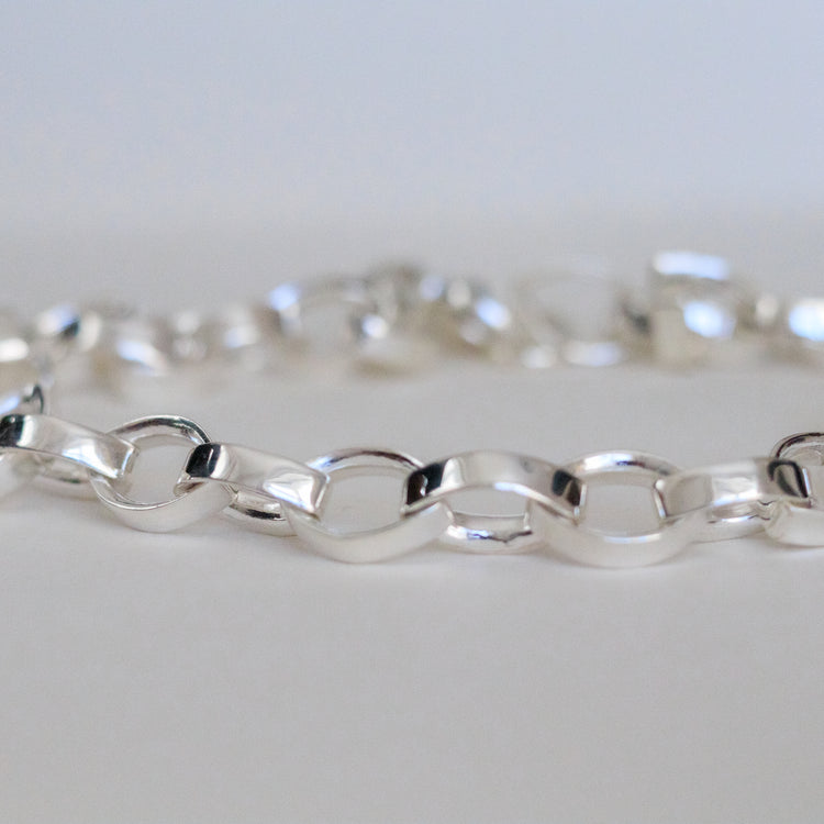 Selene Chain Bracelet