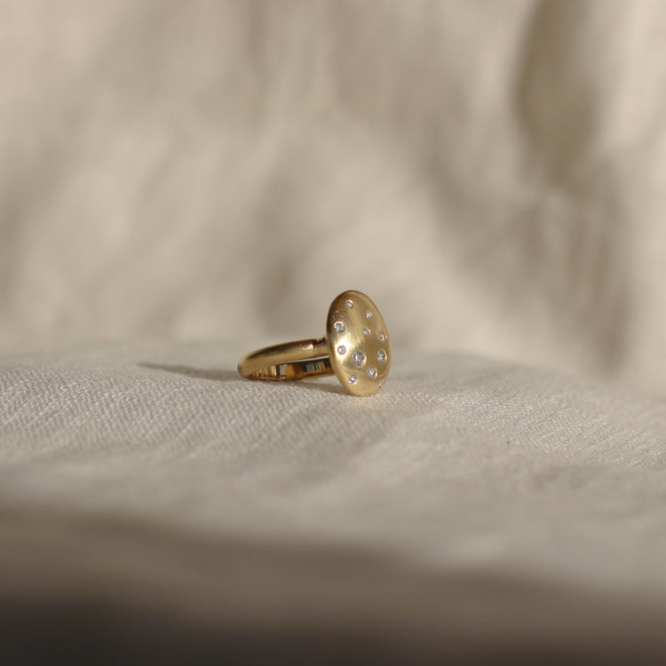 Speckled Oval Signet