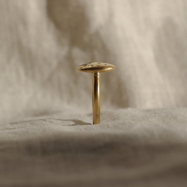 Speckled Oval Signet