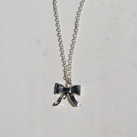 Darling Large Bow Necklace