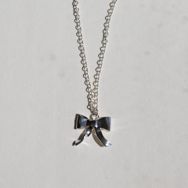 Darling Large Bow Necklace