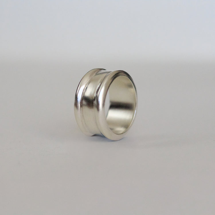 Fluted Wide Band