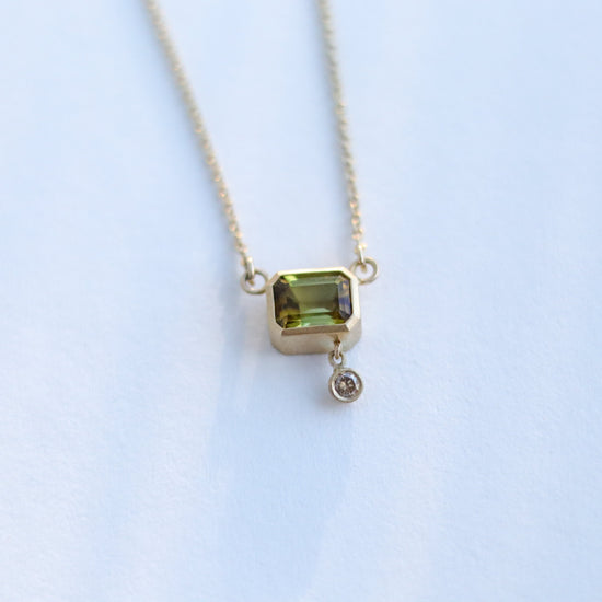 octagon tourmaline olive green in 18ct yellow gold with champagne diamond drop in line necklace top down